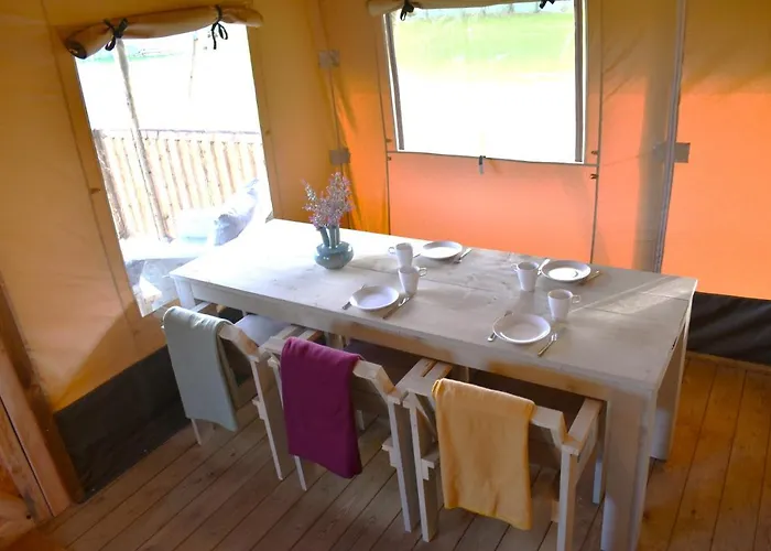 Klein Koestapel Tente de luxe Putten